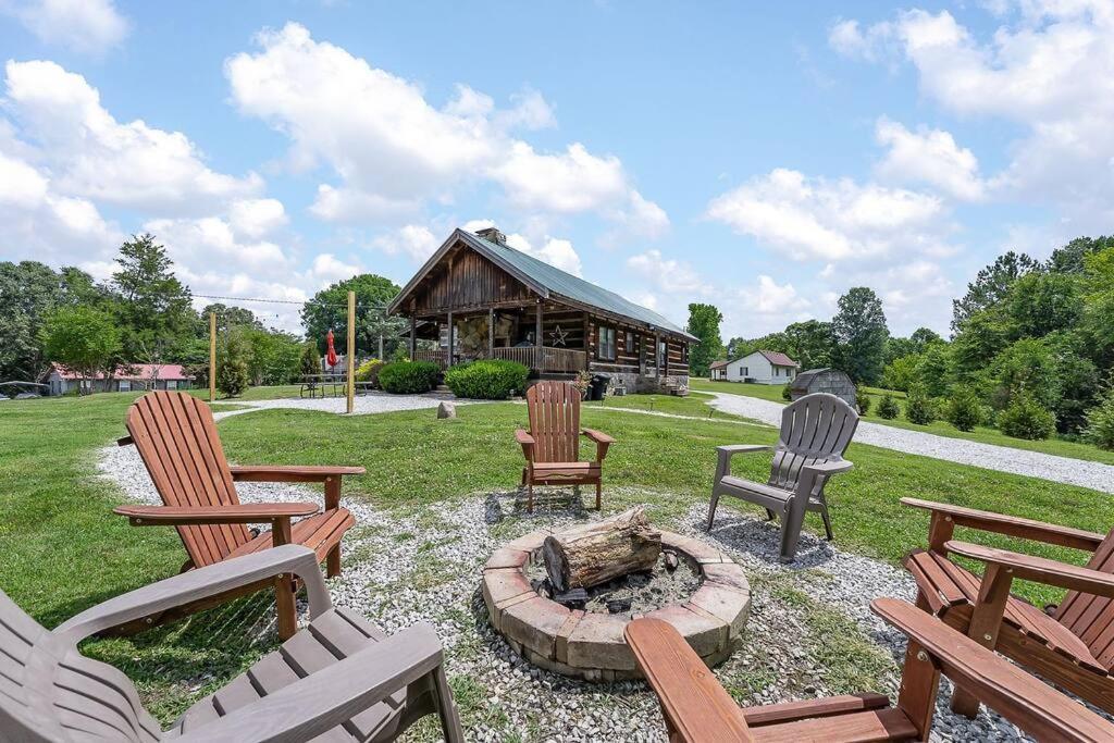 Rustic Cabin, Dock, Firepit, Kayaks & Games Winchester Buitenkant foto