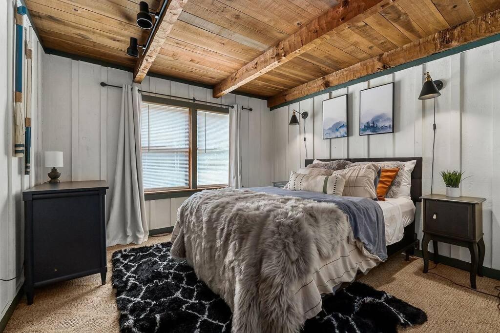 Rustic Cabin, Dock, Firepit, Kayaks & Games Winchester Buitenkant foto