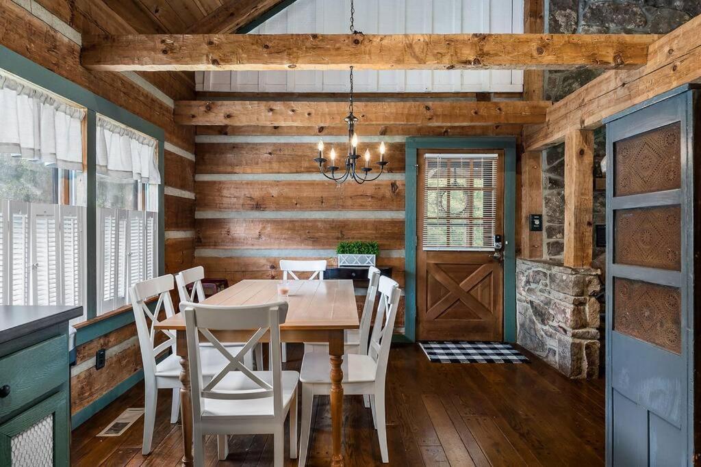 Rustic Cabin, Dock, Firepit, Kayaks & Games Winchester Buitenkant foto