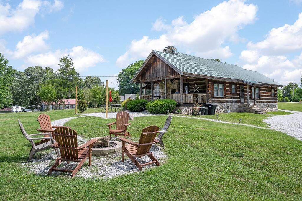 Rustic Cabin, Dock, Firepit, Kayaks & Games Winchester Buitenkant foto