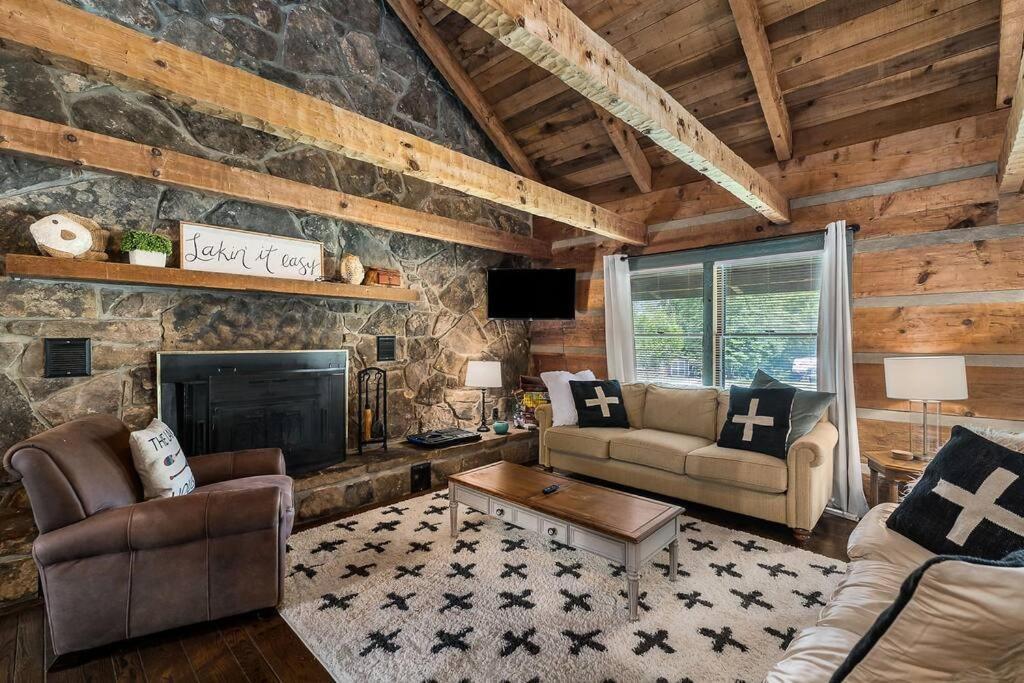 Rustic Cabin, Dock, Firepit, Kayaks & Games Winchester Buitenkant foto